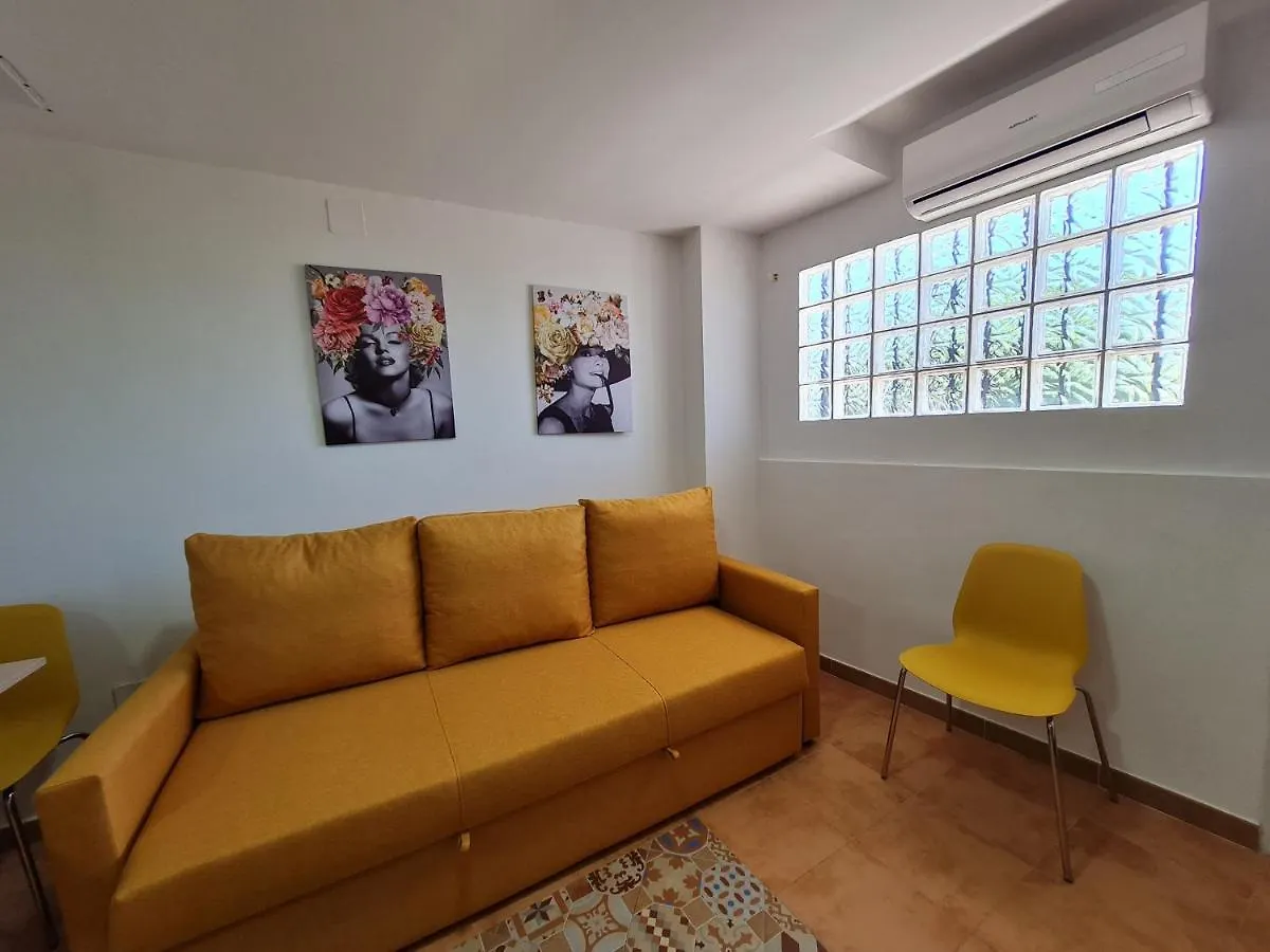 Malagasuite Picturesque Apartment Torremolinos